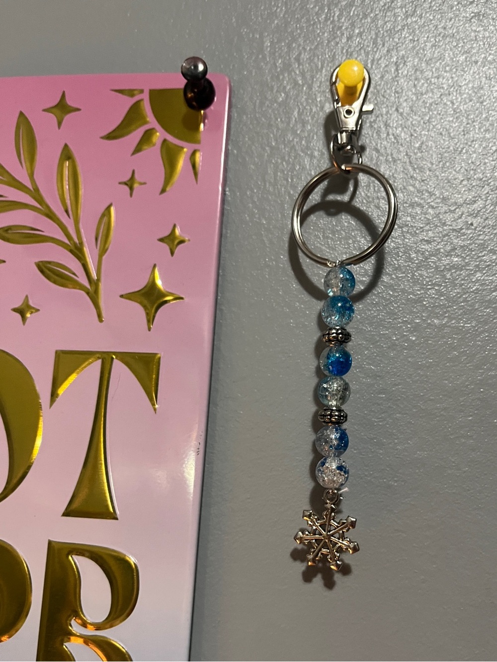 “Colors of Winter” ❄️ Handmade Keychain